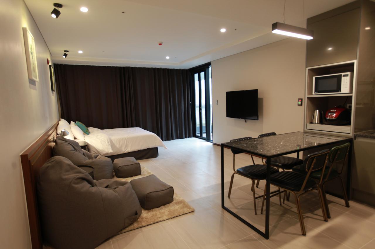 Gite Pension Yeosu Exterior photo